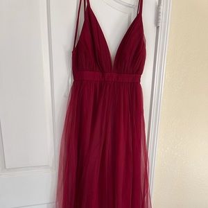 Simply brand .. new w/ tags large burgundy